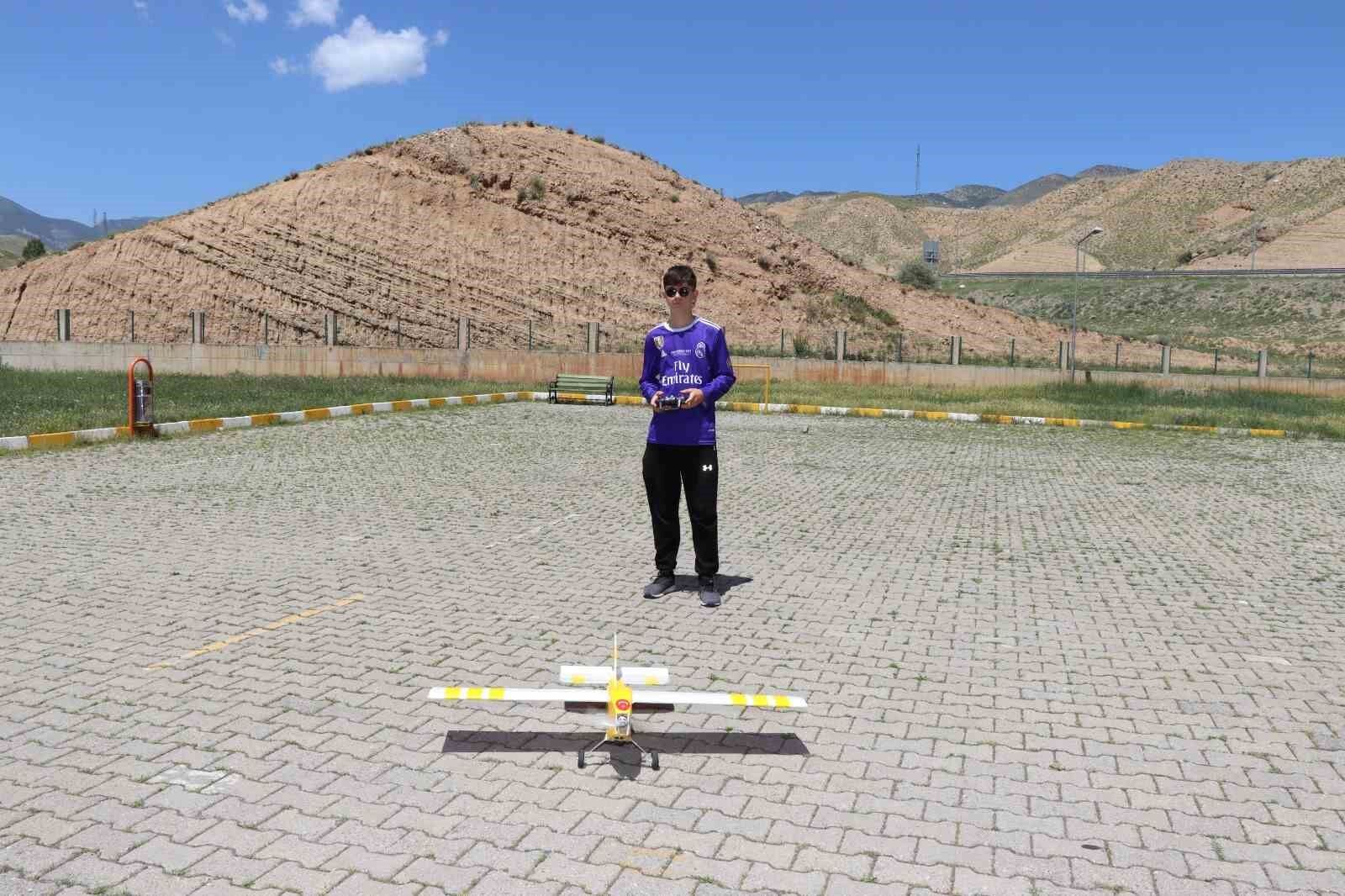 Tek hayalleri Teknofest’te yarışmak