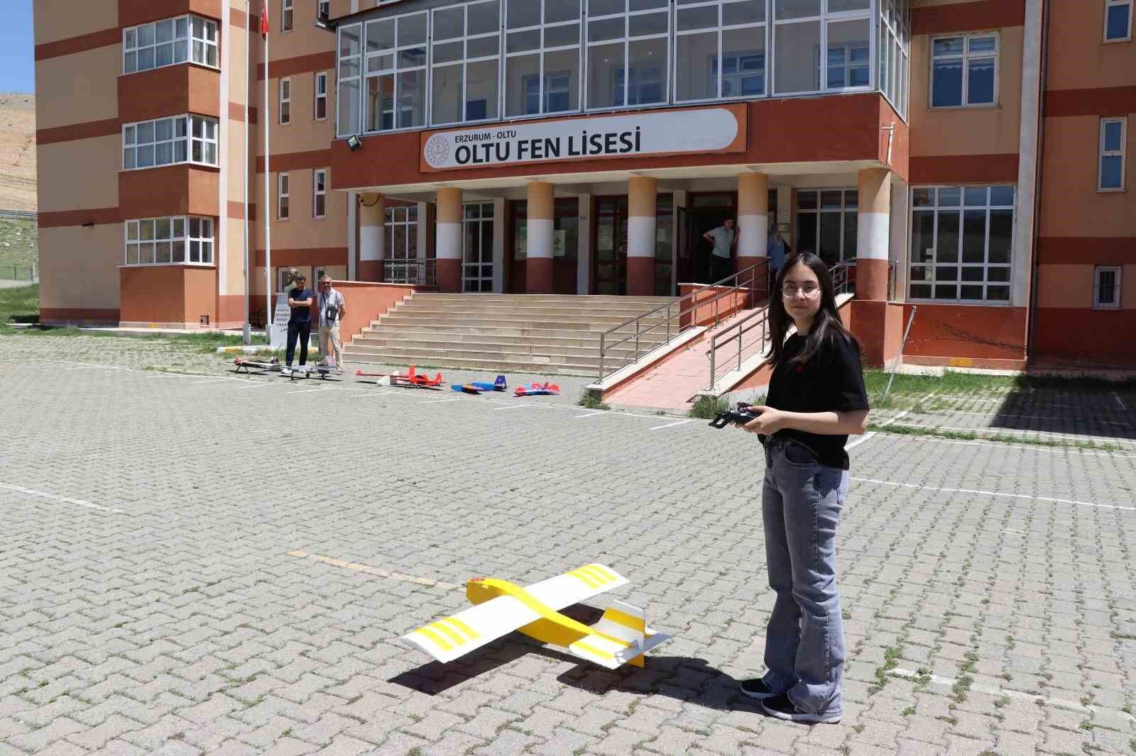 Tek hayalleri Teknofest’te yarışmak