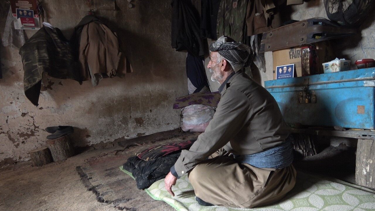 Derecik’te Tekin kardeşler ‘berdel’ ve maddi imkansızlıklar yüzünden hiç evlenemedi