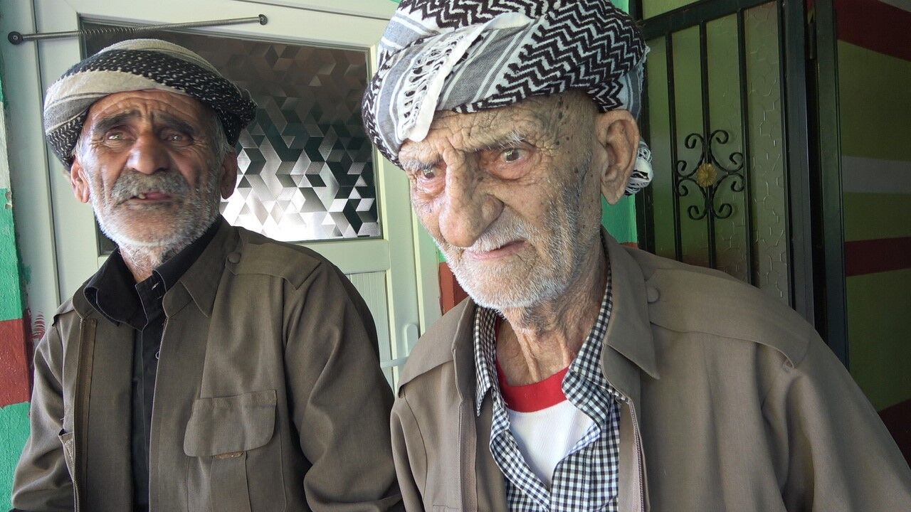 Derecik’te Tekin kardeşler ‘berdel’ ve maddi imkansızlıklar yüzünden hiç evlenemedi