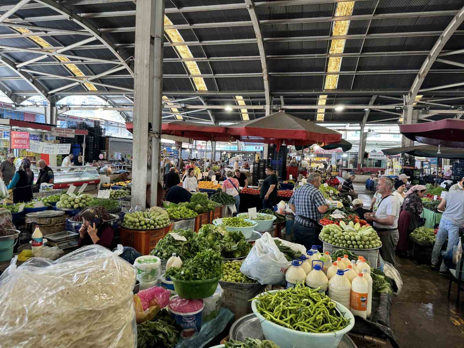 Pazarda fiyatlar aynı kaldı