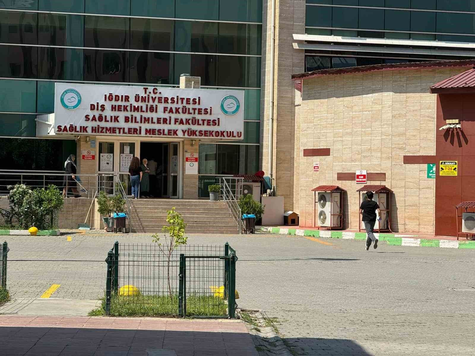 Iğdır’da öğrenciler YKS sınavı öncesi sınava yetişme mücadelesi verdi