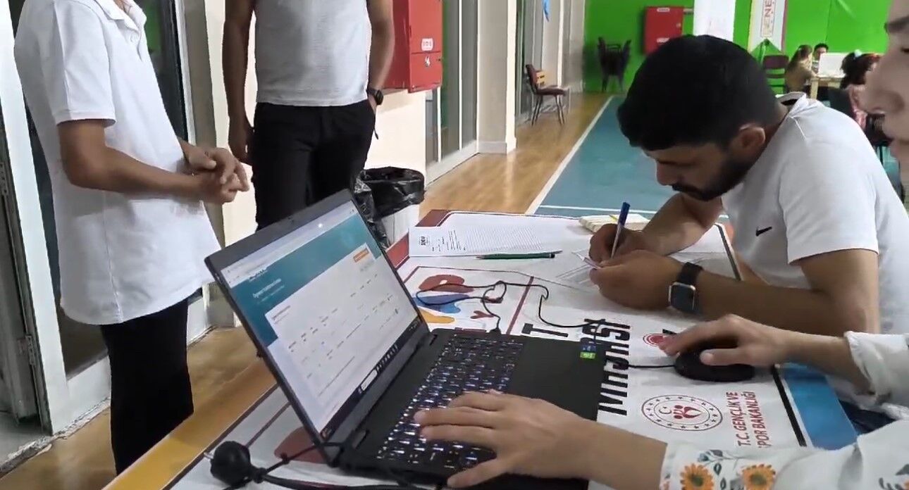 Yüksekova’da 75 öğrenci deneyap sınavına katıldı