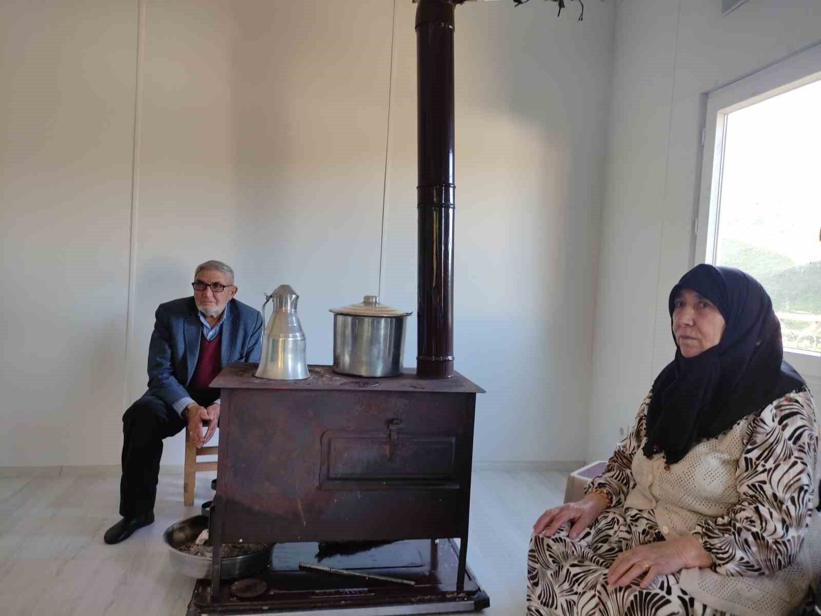 Bu köyde yaz kış soba yanıyor