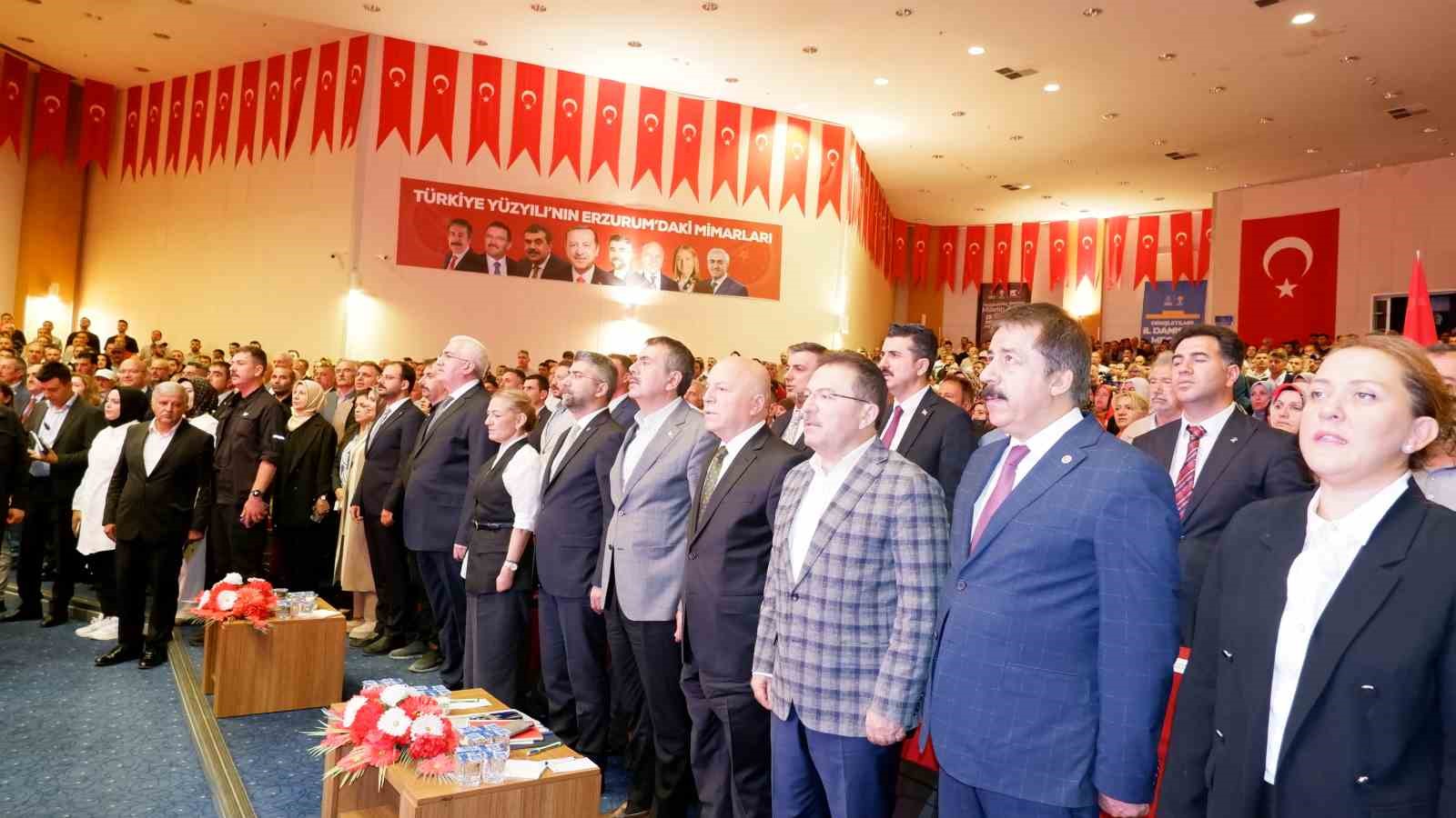 Milli Eğitim Bakanı Tekin’den eleştirilere cevap