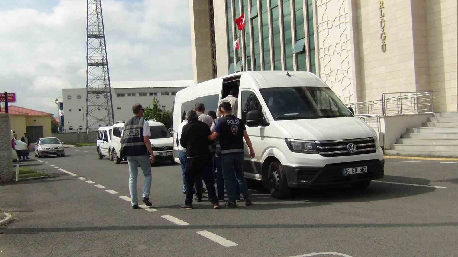 Kars’ta ticari taksiyle fuhuş operasyonu