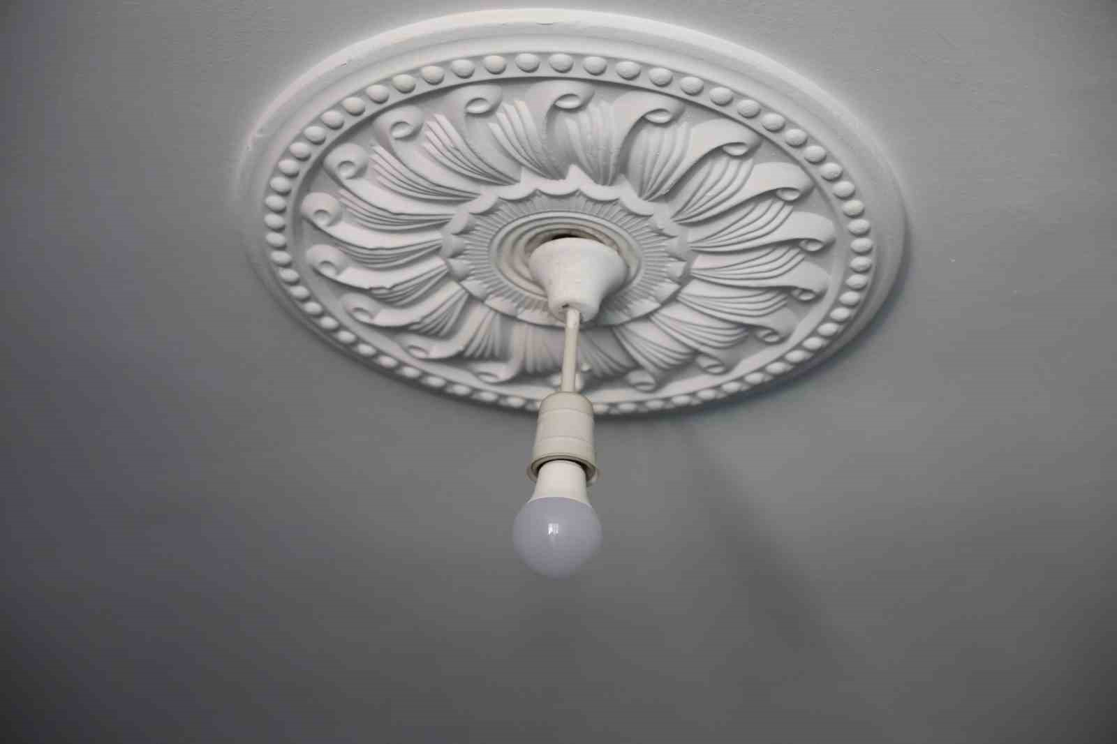 Elazığ’da sık sık yaşanan elektrik kesintisi esnafı bezdirdi