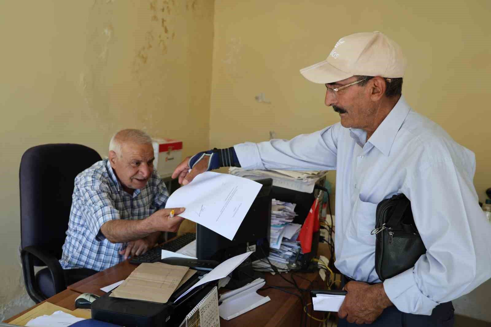 Arkadaşlarının tavsiyesi ile muhtar oldu, 41 yıldır şevkle sürdürüyor
