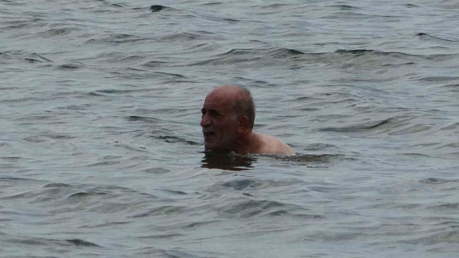 Çıldır Gölü’ne yaz aylarında yoğun ilgi