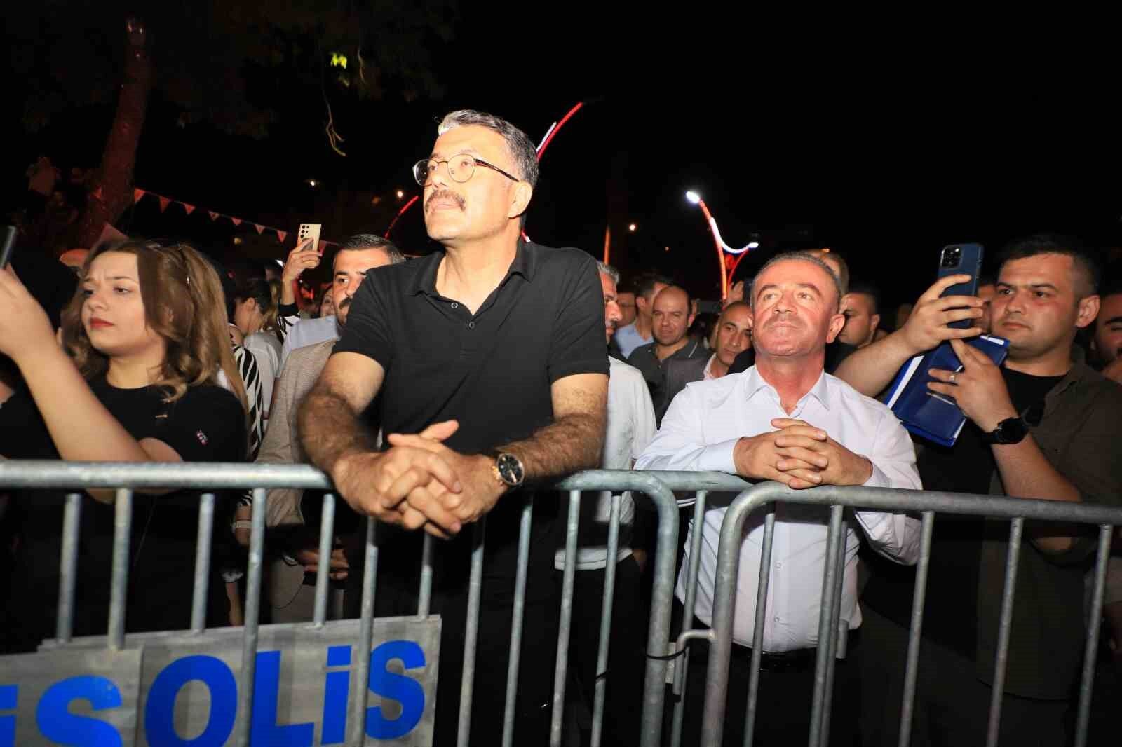 Irak sınırında Kıraç konseri