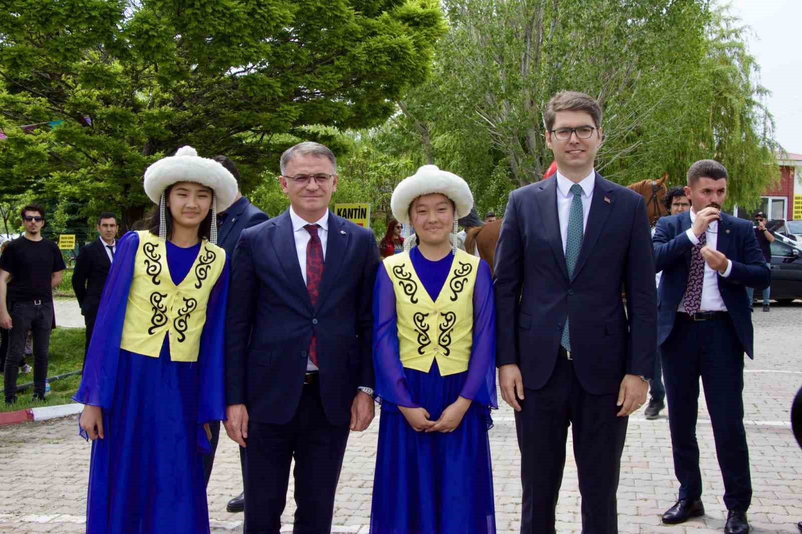 11’incisi düzenlenen ’İnci Kefali Göçü Kültür ve Sanat Festivali’ yoğun ilgi gördü