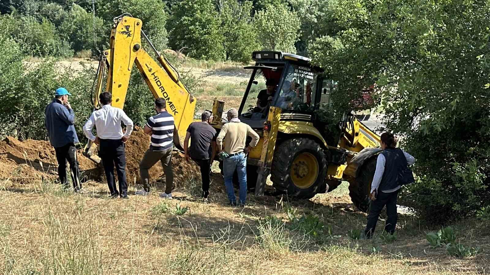 Yüksekova-Şemdinli fay zonunda kazı çalışmalarına başlandı