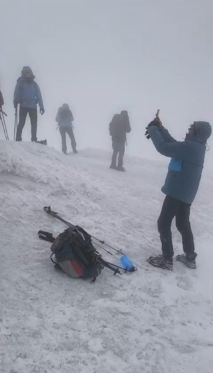 13 yaşındaki aslan yürek Toprak, Ağrı Dağı’nı 15 Temmuz’da fethetti