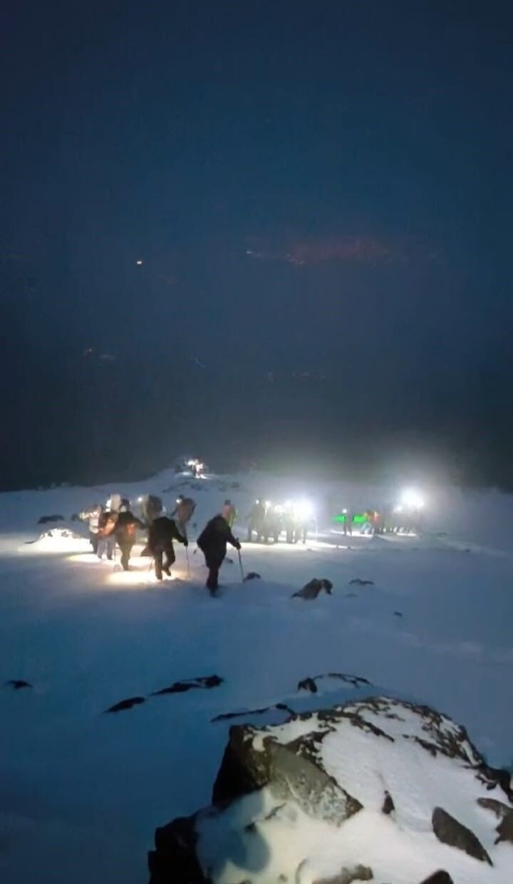 13 yaşındaki aslan yürek Toprak, Ağrı Dağı’nı 15 Temmuz’da fethetti