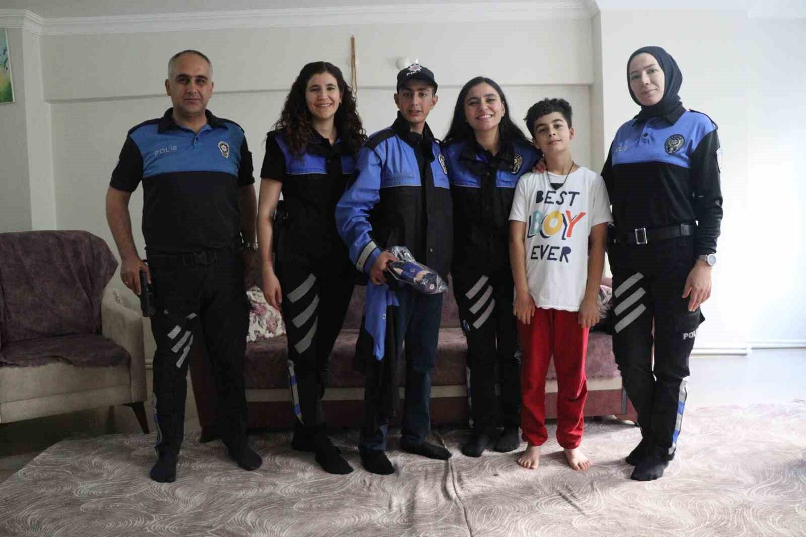 Kadir’in polis üniforma hayali gerçek oldu