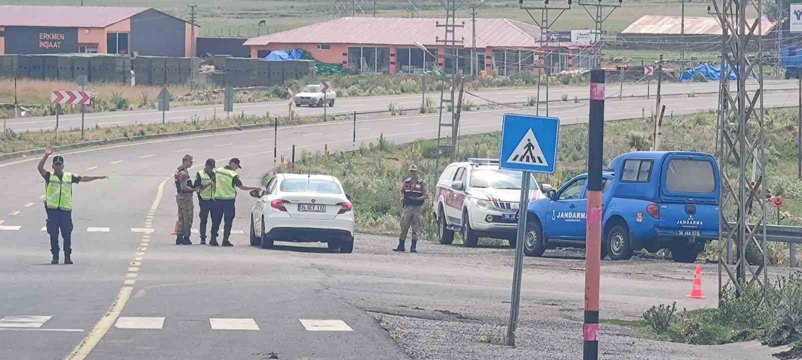 Kars’ta jandarmadan ‘huzur’ uygulması