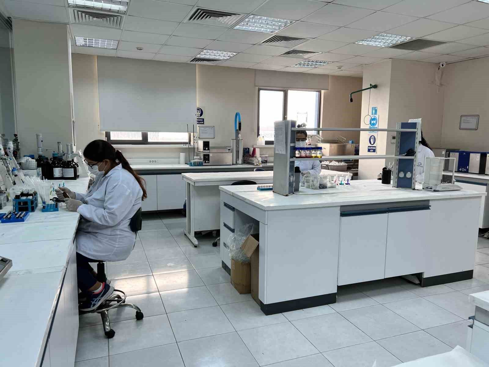 Ticaret Bakanlığı’ndan yeni eğitim - öğretim dönemi denetimi; kırtasiye ürünlerini denetlendi