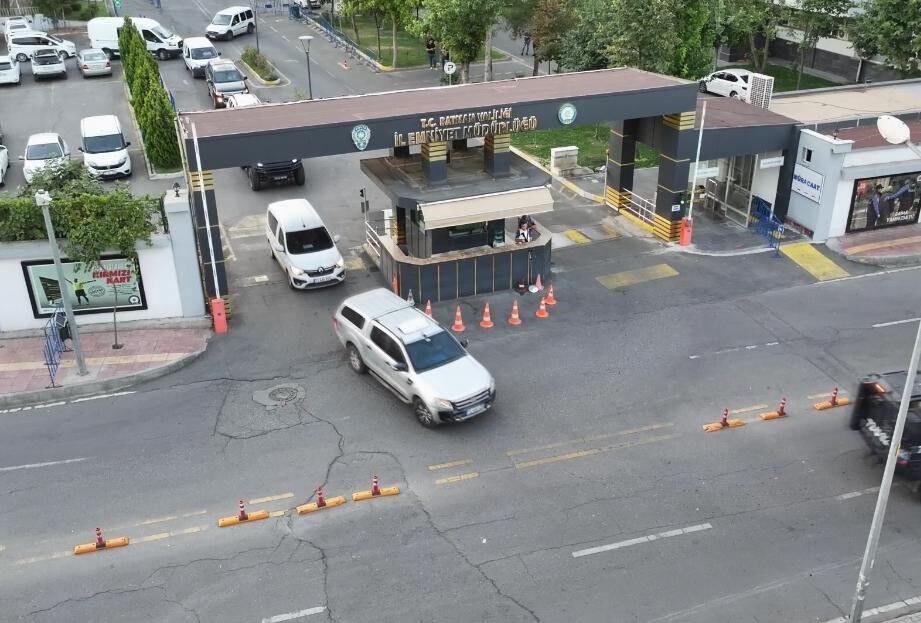 Batman’da vatandaşı iş umuduyla kandıran şebeke çökertildi