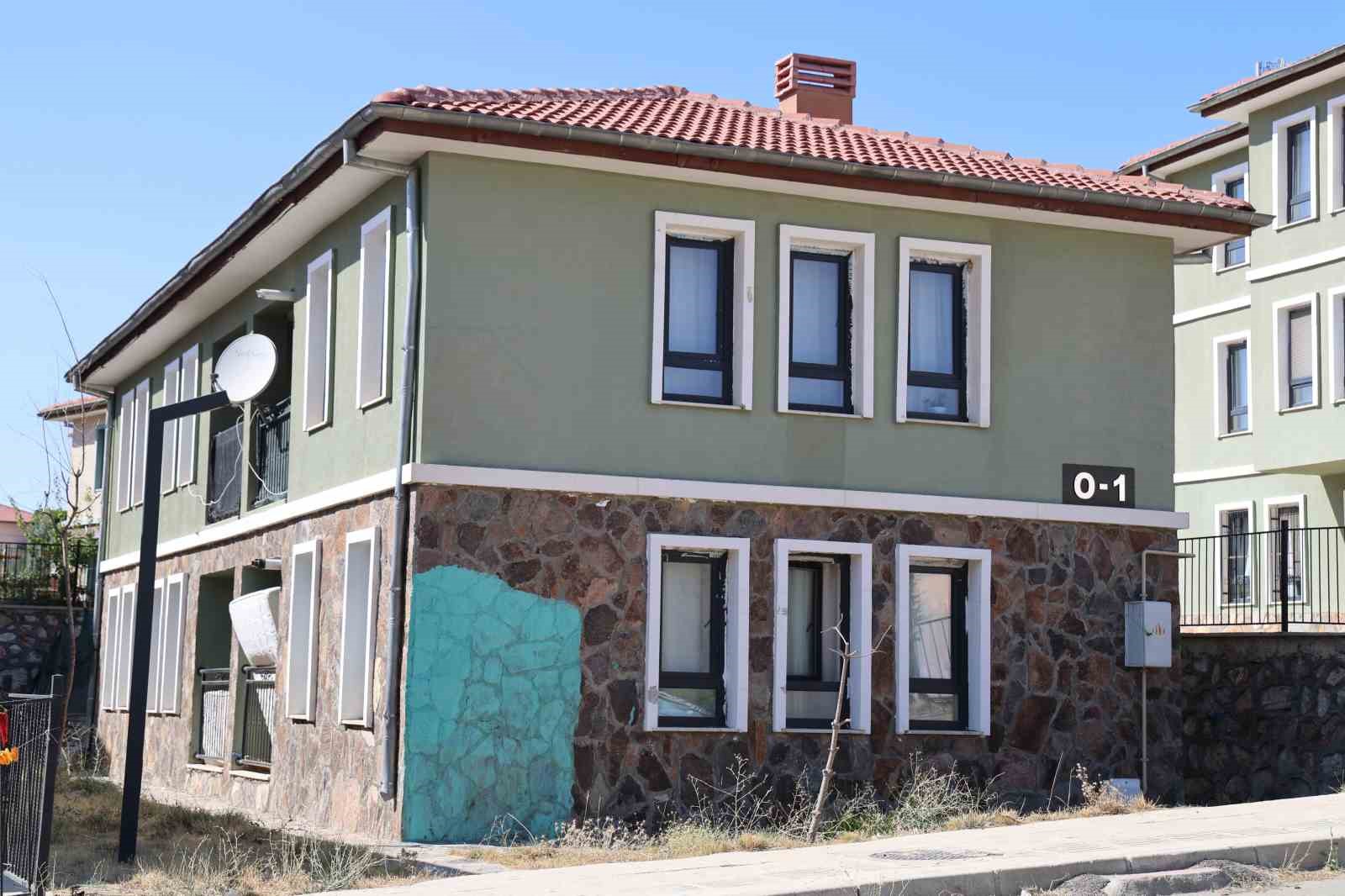 Depremin merkez üssü o ilçe, TOKİ eliyle yenilendi