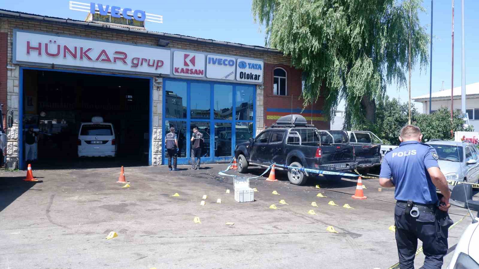 Erzurum’da iş yerine kurşun yağmuru