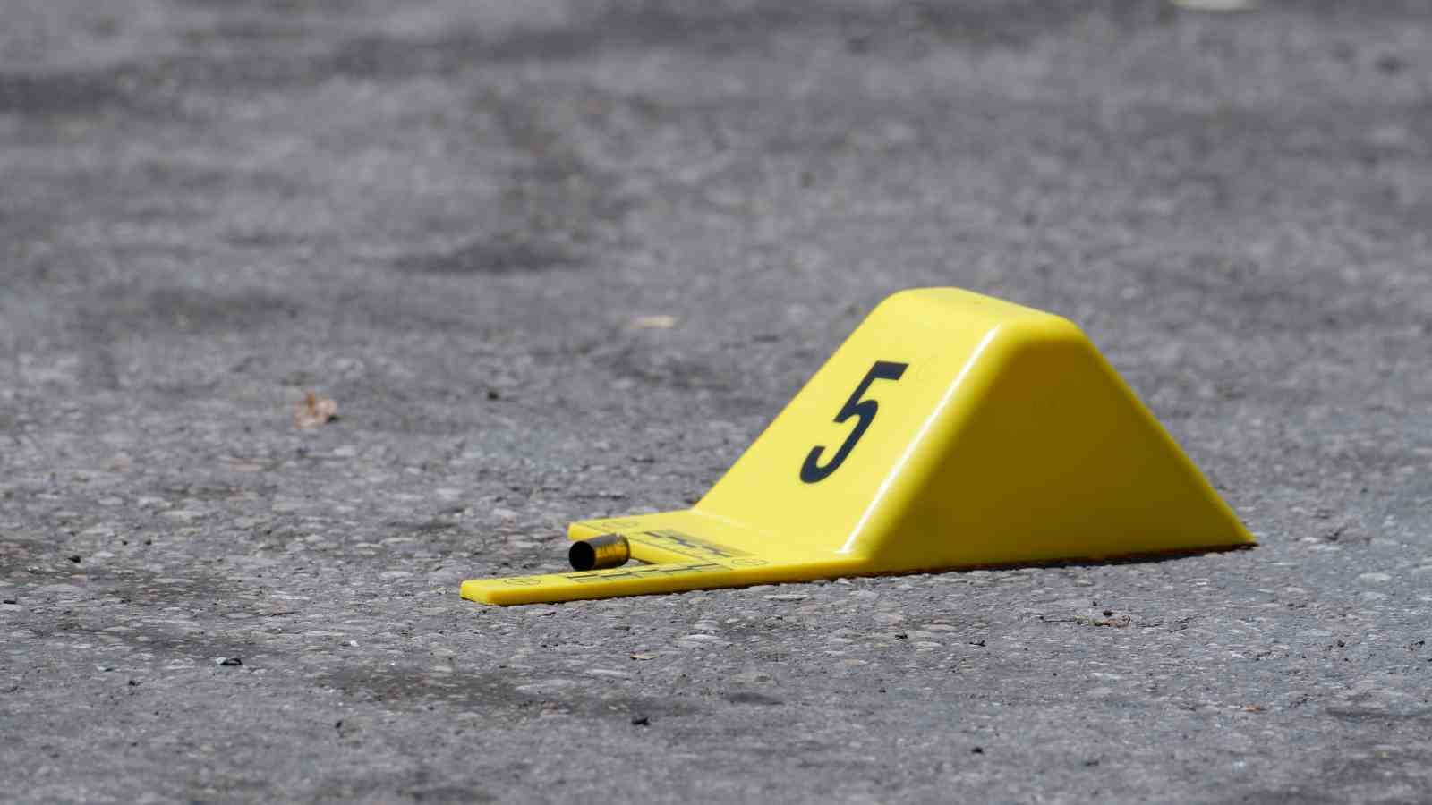 Erzurum’da iş yerine kurşun yağmuru