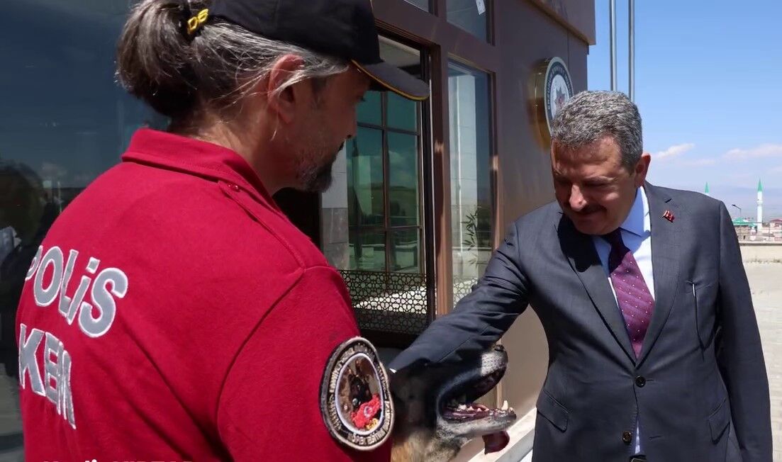 Narkotik köpeği Eris’e duygu yüklü veda paylaşımı