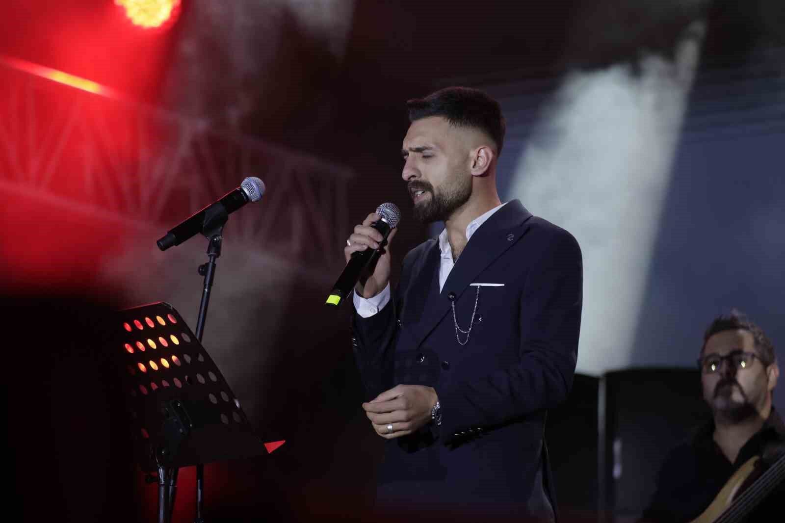 ’Sen de Söyle’ yarışmasında amatör sesler beğeni topladı