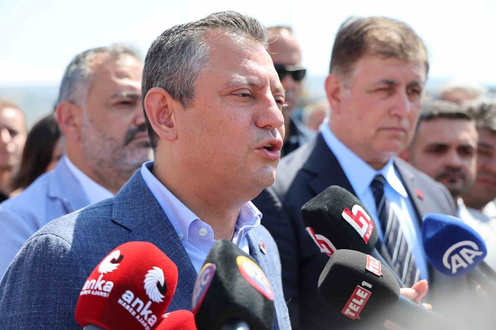 CHP Lideri Özel’den tutuklanan Dilruba’ya ziyaret