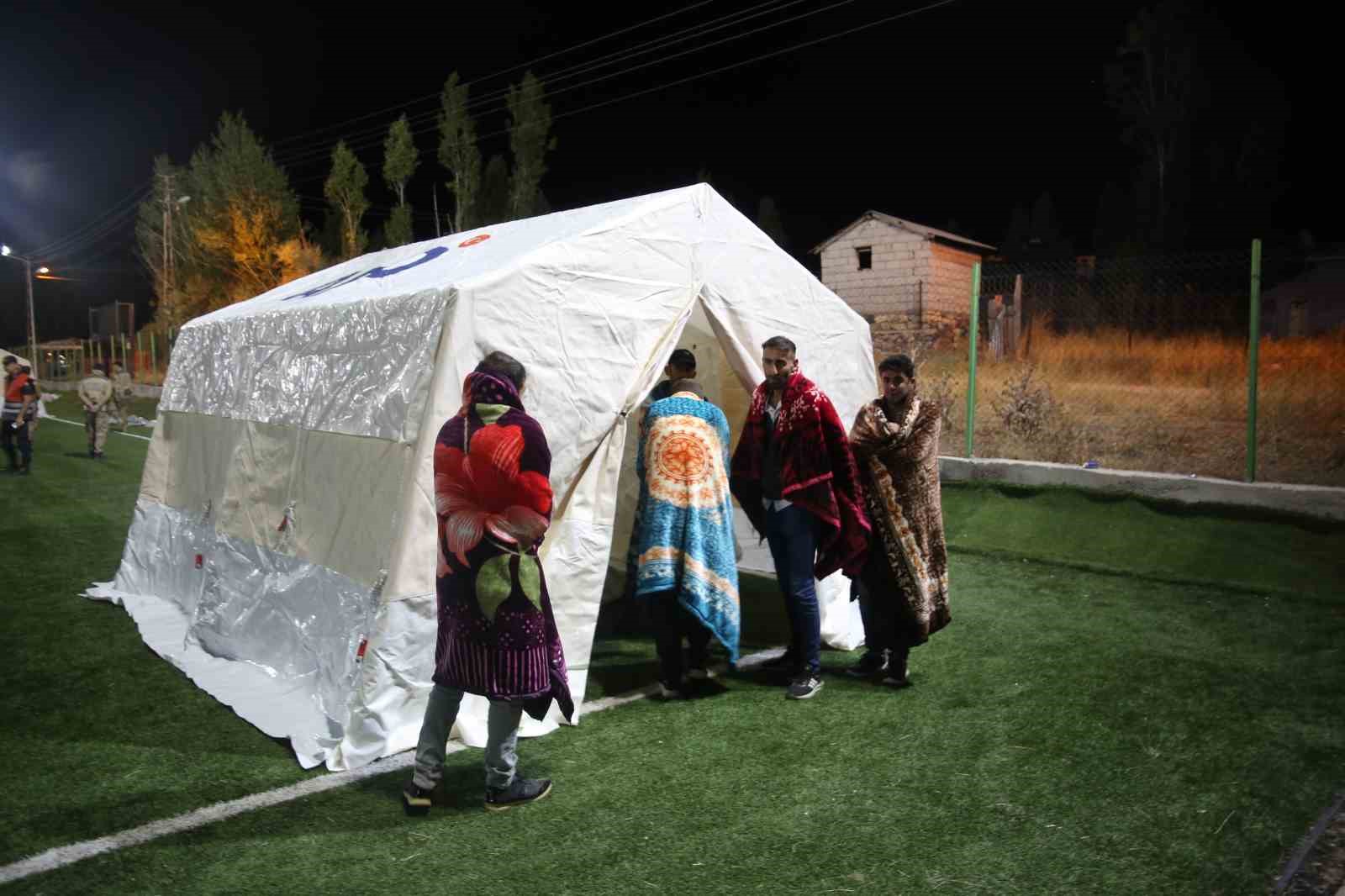 Muş’ta gerçeği aratmayan deprem tatbikatı