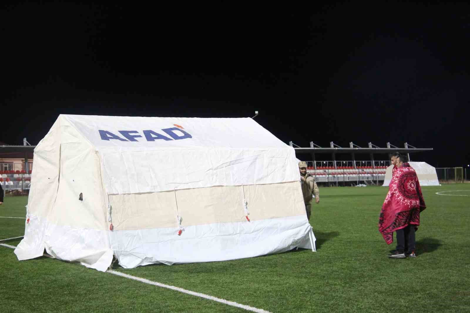 Muş’ta gerçeği aratmayan deprem tatbikatı