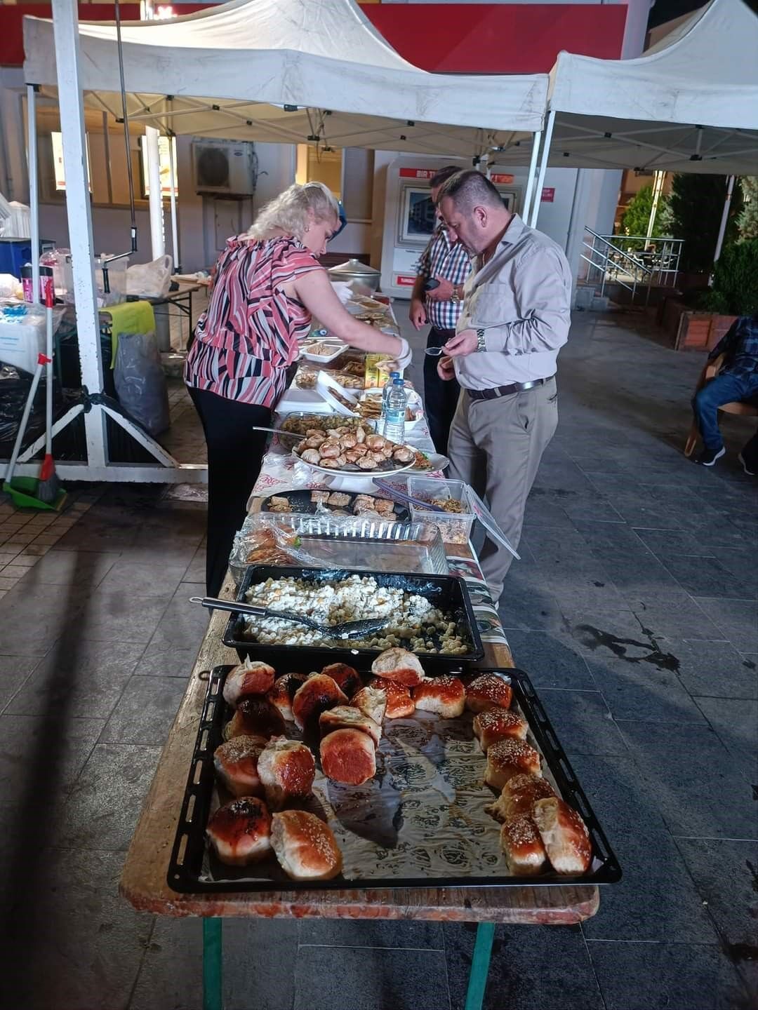 Türkeli’de sahipsiz hayvanlar için 51 bin lira toplandı