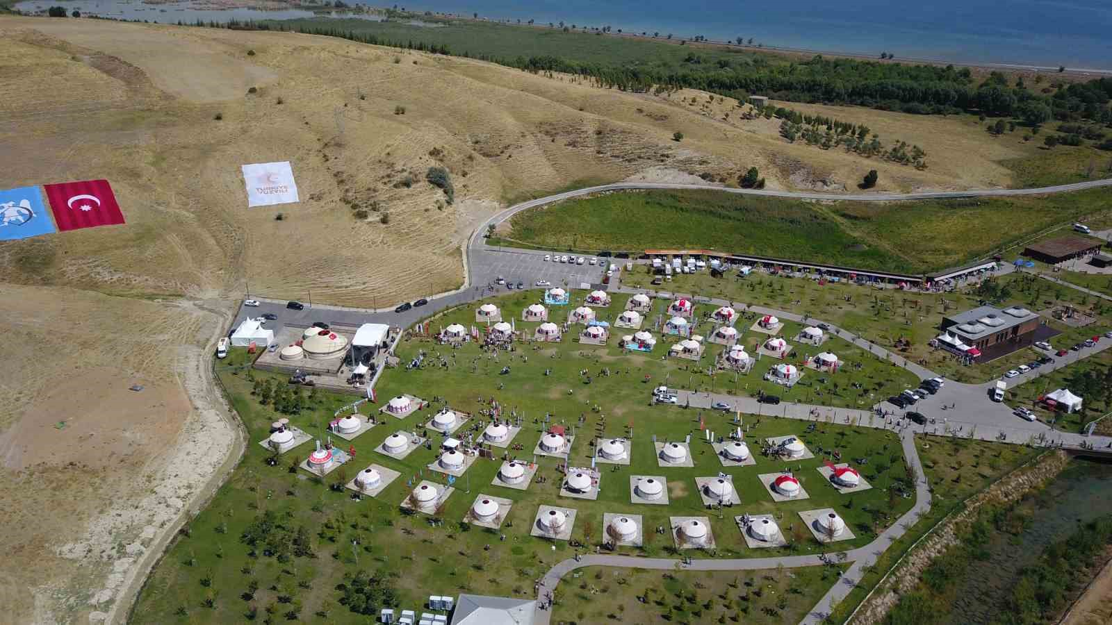 Ahlat’taki Malazgirt kutlamaları coşkuyla devam ediyor