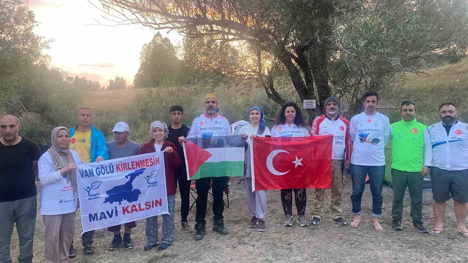 Şamran Kanalı için 51 kilometre yürüdüler