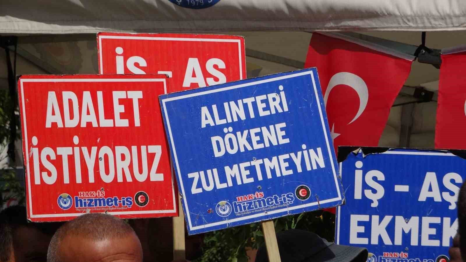 Van’da belediyelerden çıkarılan işçilerin eylemi devam ediyor