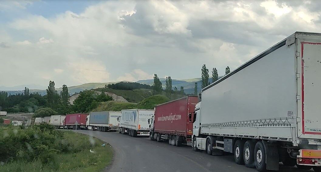 Ardahan-Posof Türkgözü Sınır Kapısı’nda tır kuyruğu