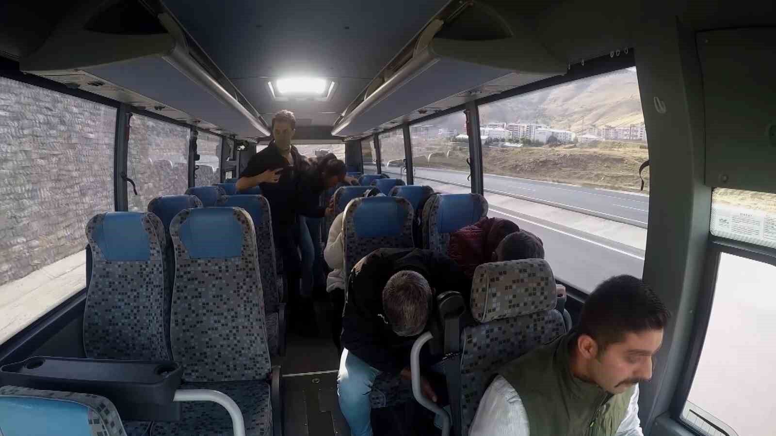 Özel Harekat polislerinden nefes kesen tatbikat