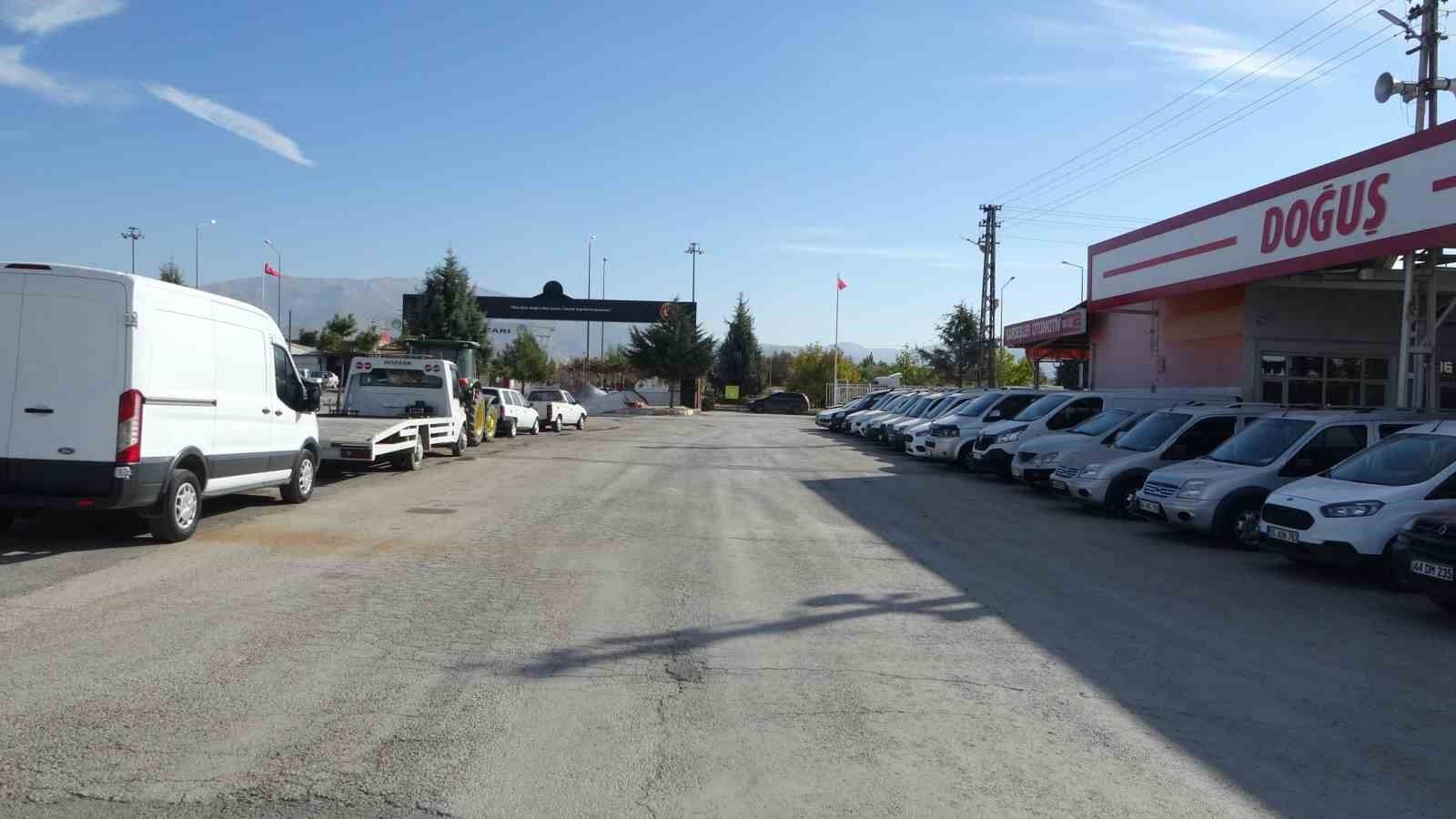 İkinci el otomobil piyasasında gözler yılın son iki ayına çevrildi