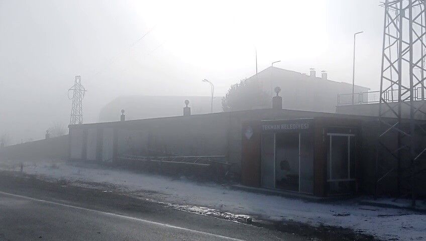 Tekman’da sis etkili oluyor