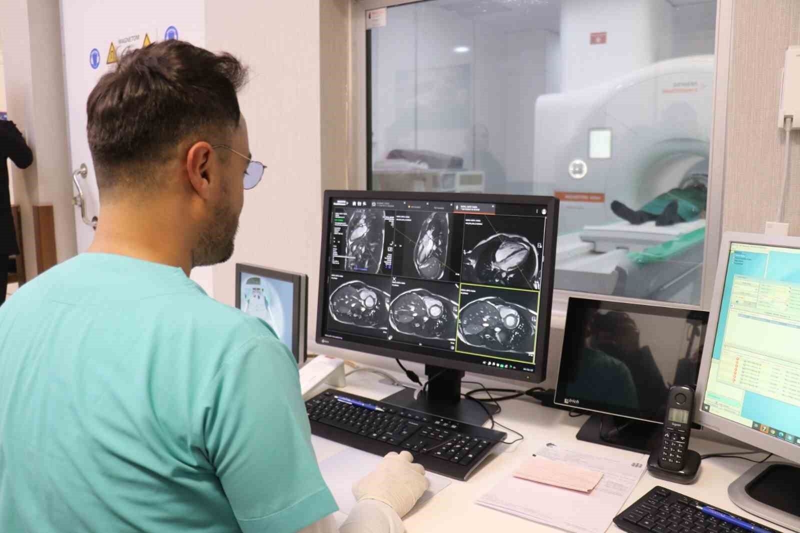 Yapay zeka destekli MR cihazı hizmete girdi