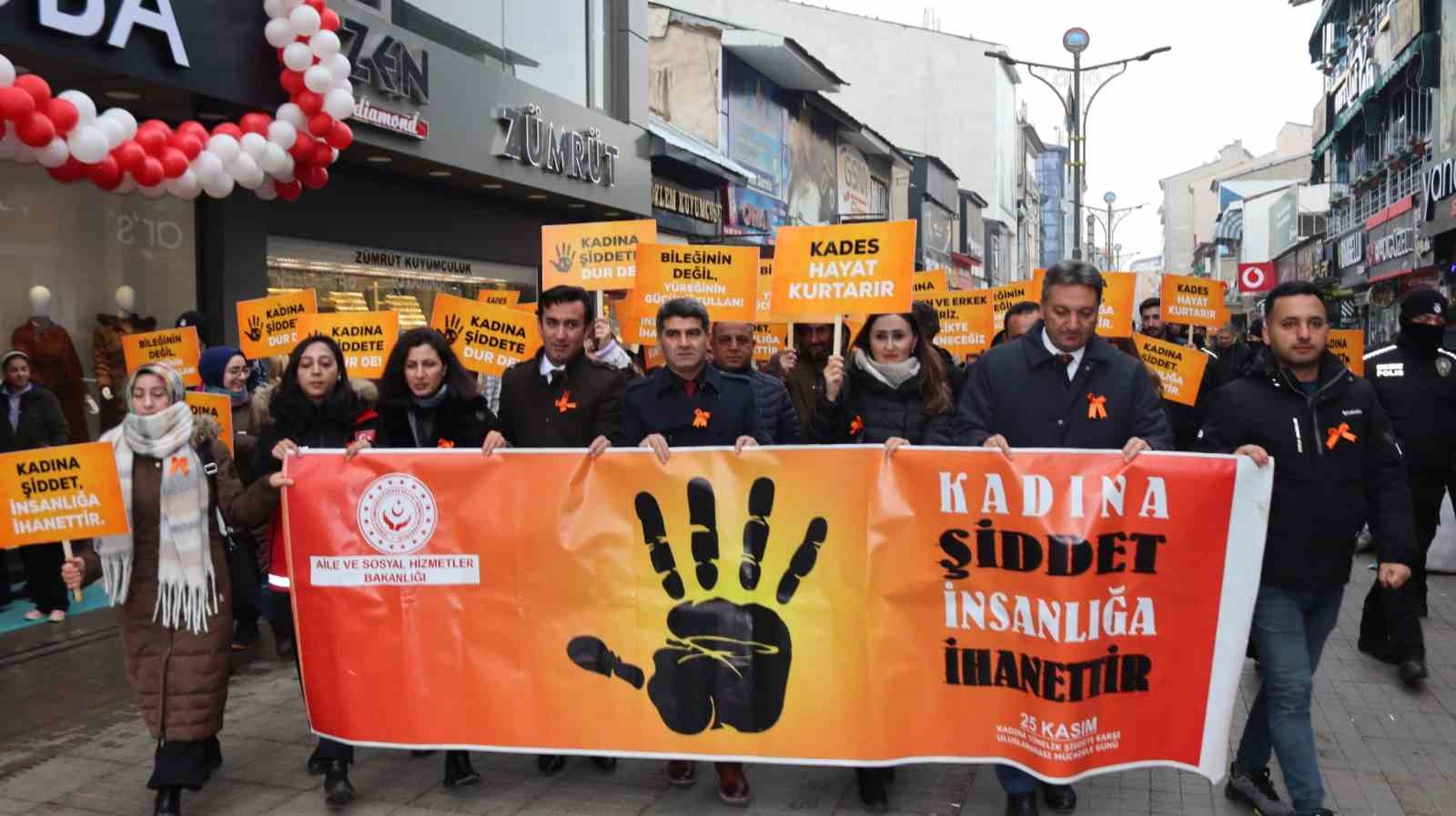 Ağrı’da Kadına Yönelik Şiddete ‘Dur’ demek için yürüdüler