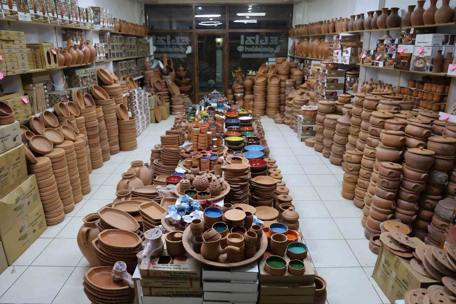 Vatandaşlar doğal beslenmeye yöneldi, çömleğe de ilgi arttı