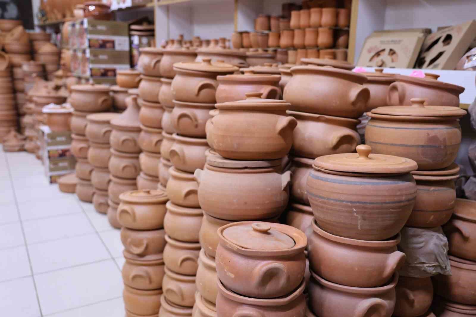 Vatandaşlar doğal beslenmeye yöneldi, çömleğe de ilgi arttı