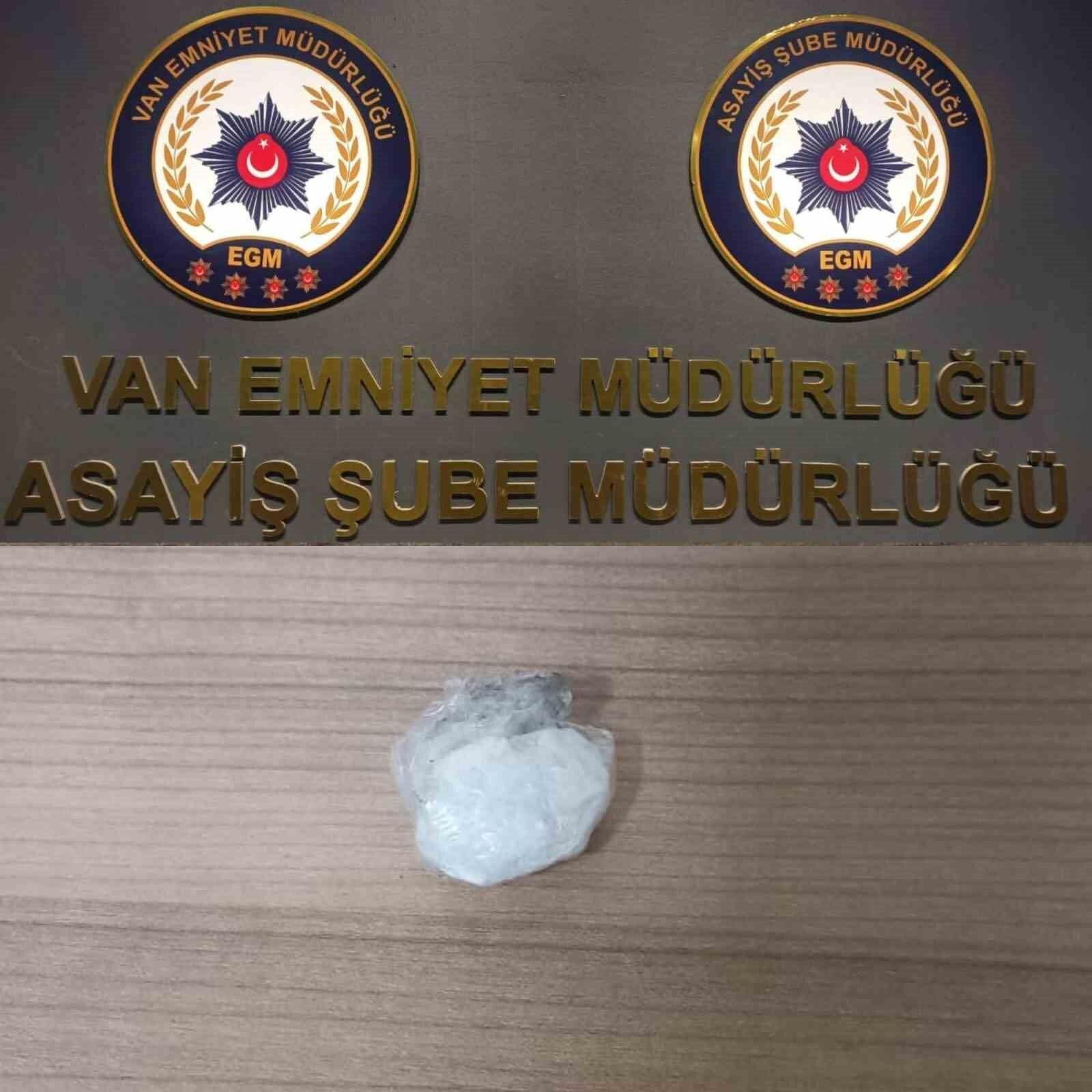Van’da ’torbacı’ operasyonu