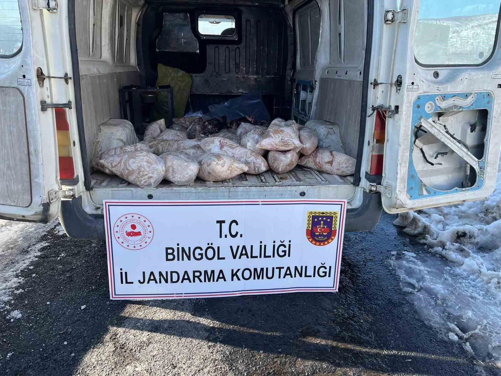Bingöl’de gıda ve hijyen kurallarına aykırı şekilde taşınan 200 kilo sakatat ele geçirildi
