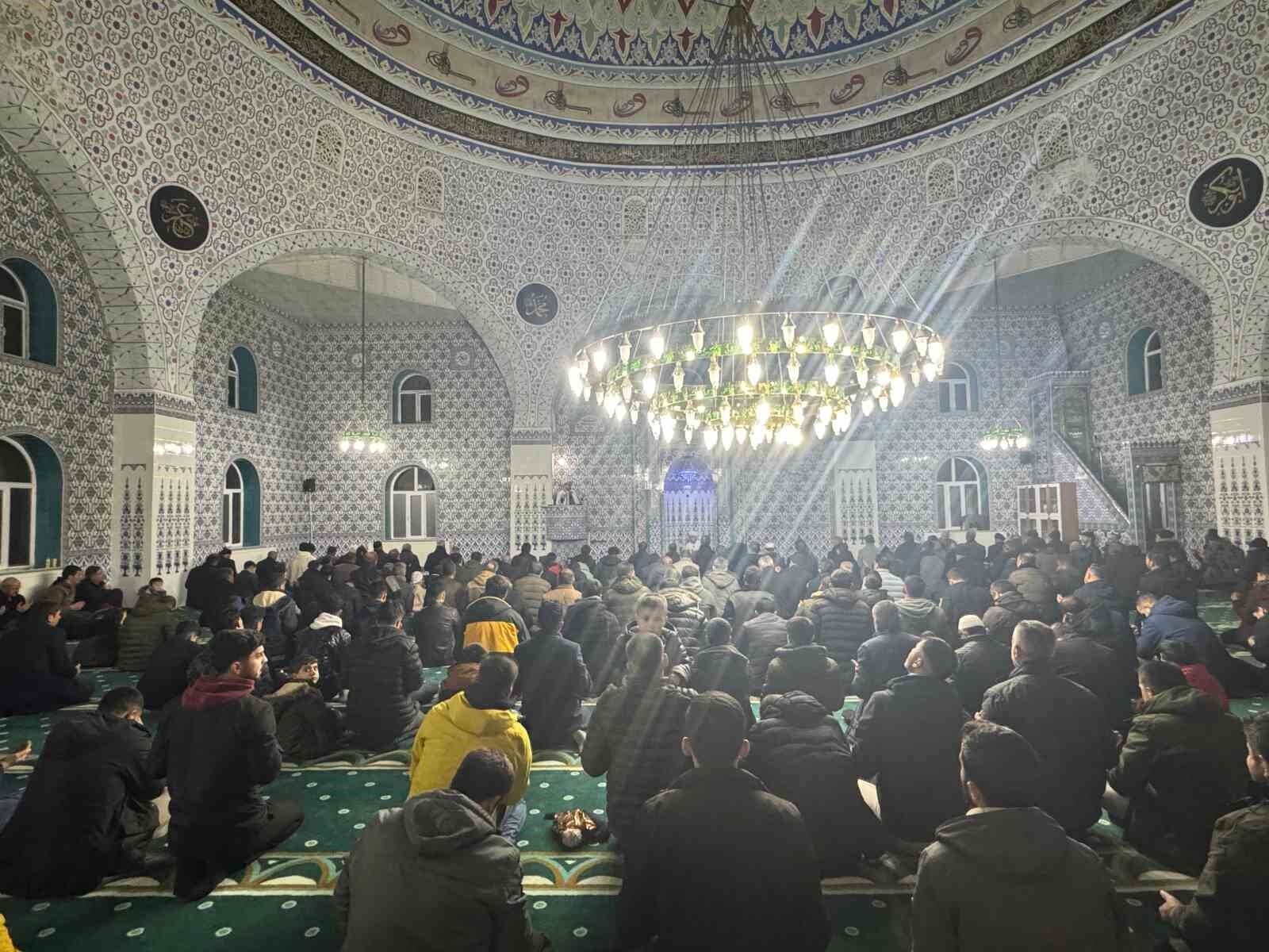 Başkale’de Berat Kandili idrak edildi