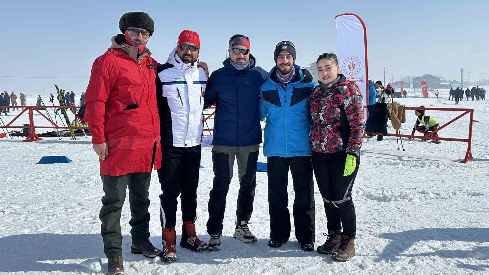 Yüksekova’da ’Kayaklı Koşu 1. Etap Yarışması’ başladı