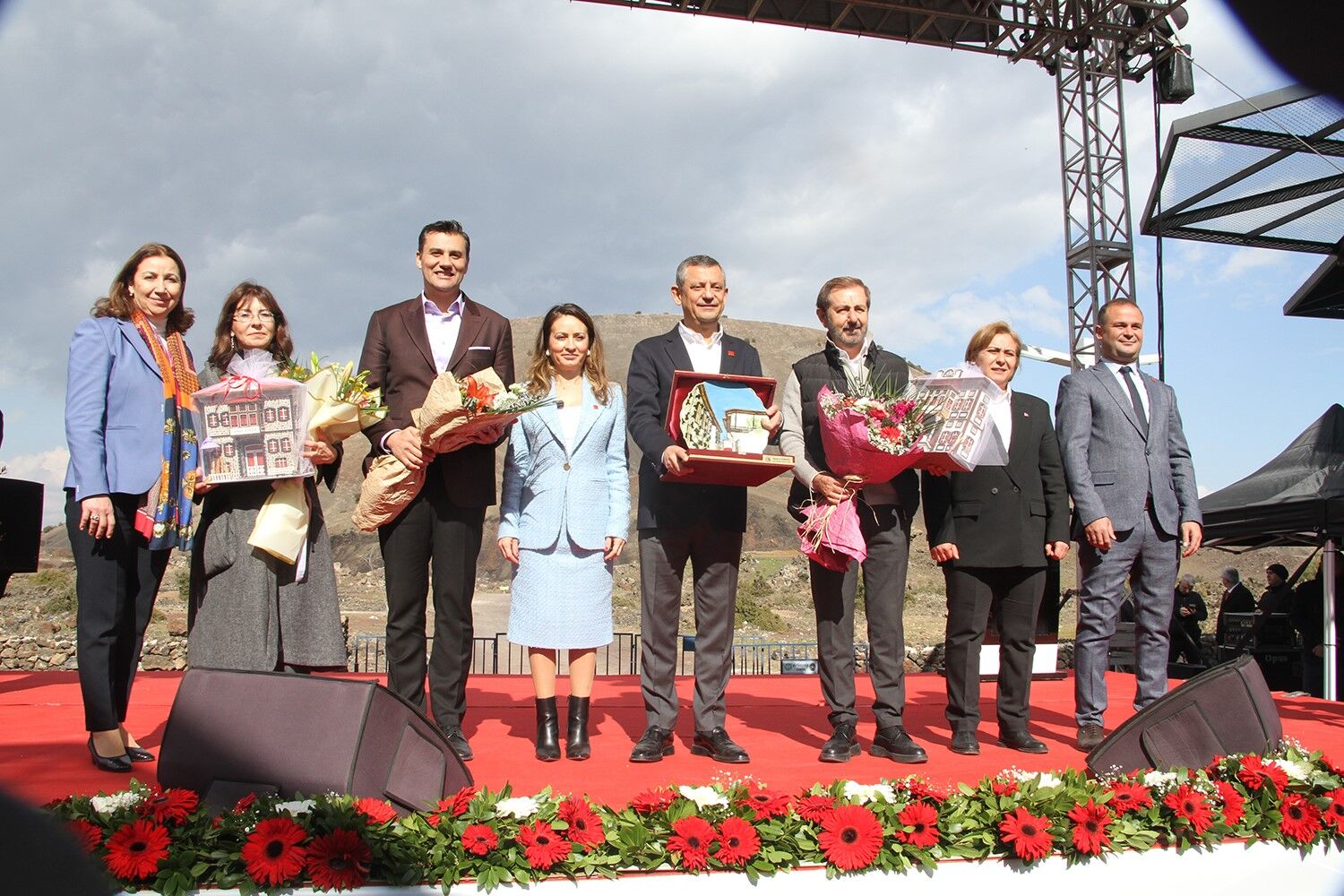 CHP Genel Başkanı Özel ’kurultay tartışmaları’ ile ilgili konuştu