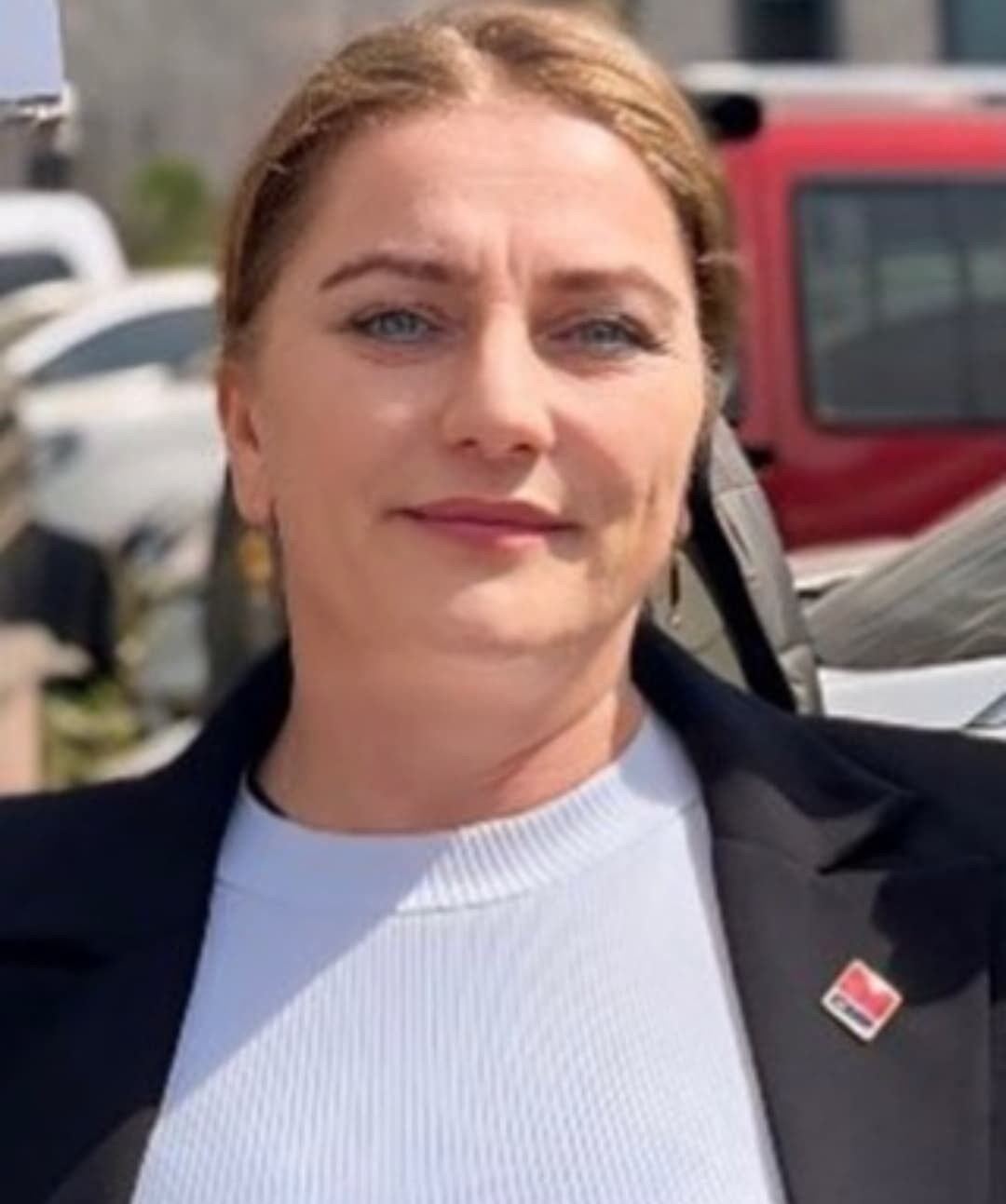 Rize’de belediye başkan yardımcısı ve CHP İlçe Kadın Kolları Başkanına silahlı saldırı