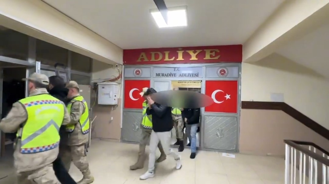Van’da 5 organizatör tutuklandı