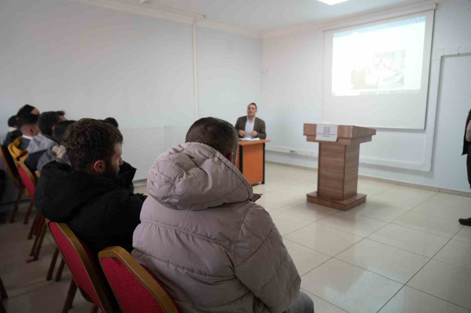 Eski hükümlüler eğitim ve meslek kurslarıyla topluma kazandırılıyor